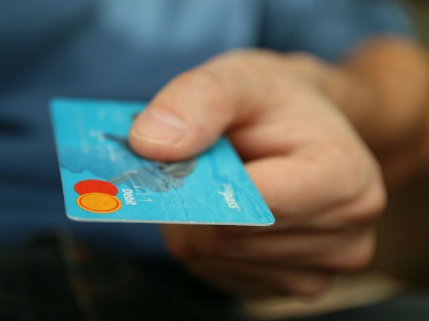 Golpes em cartões de crédito nas transações por celular
