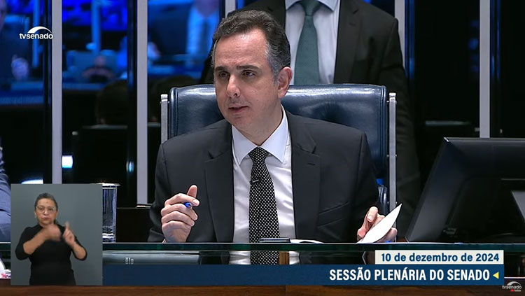 Senado aprova PL de IA, mas texto desagrada TICS e disputa vai para Câmara dos Deputados